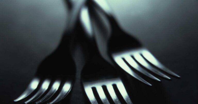 Stop Drowning in Digital Photos: How AI Can Revolutionize Your Image Library in 2025