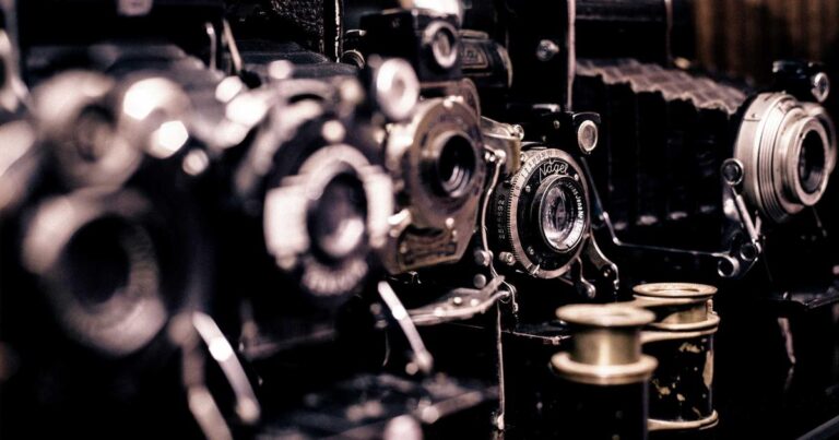 AI Virtual Assistants: Revolutionizing Admin Roles in 2025